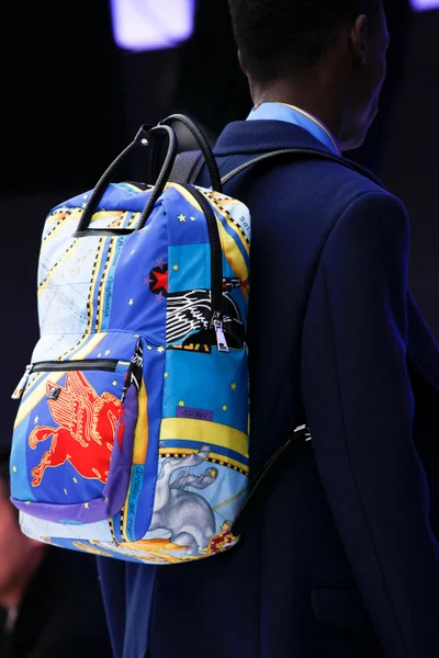 Look 56